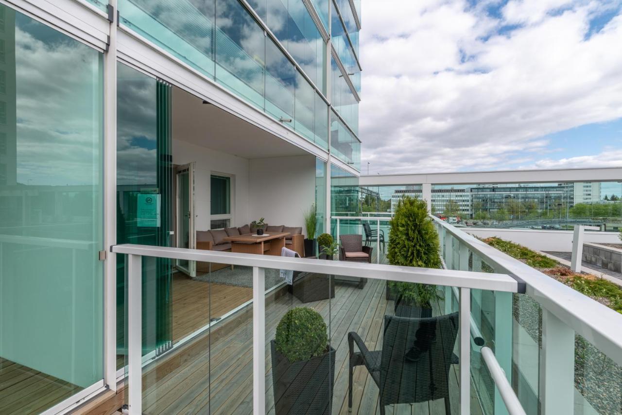 Starhomes Double Lux 8 Оулу Экстерьер фото